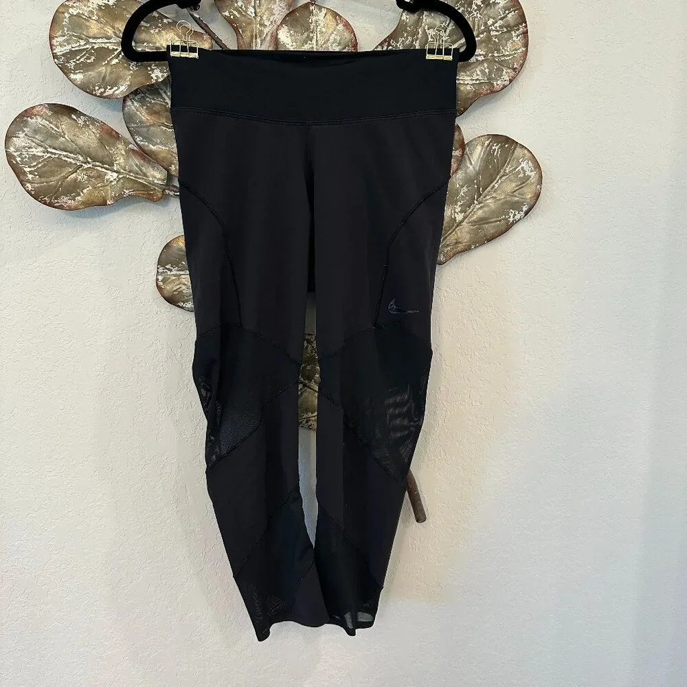 Nike Dri-FIT Black Mesh Panel Running Capri Leggings Size M - Picture 2 of 6